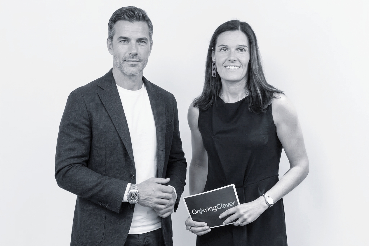Neuza Alcobio in a Growing Clever conversation